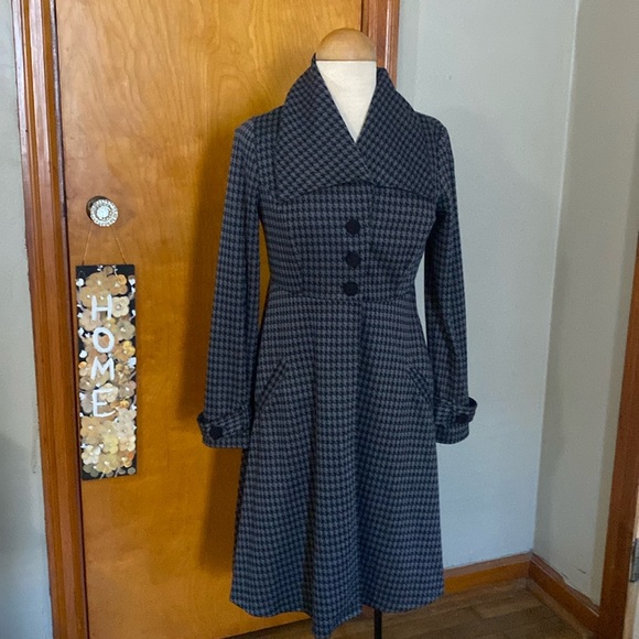 Fever Jackets & Blazers - Fever Houndstooth Long Dressy Blazer